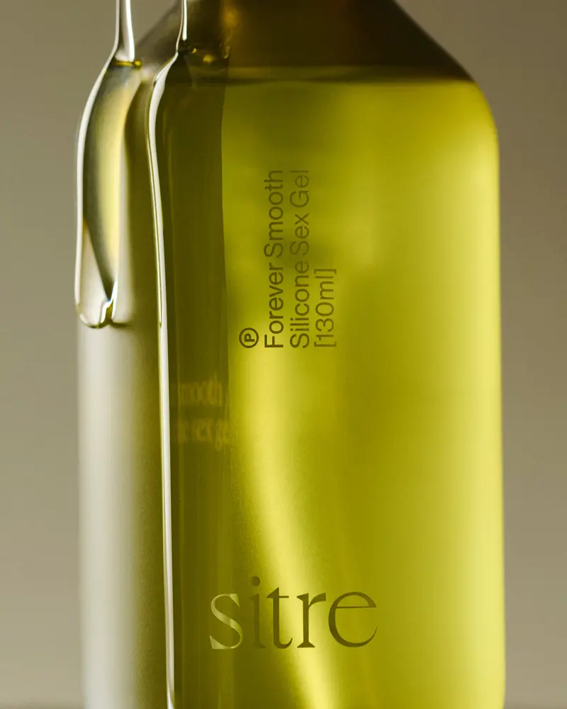 forever smooth  |  silicone gel  |  130 ml