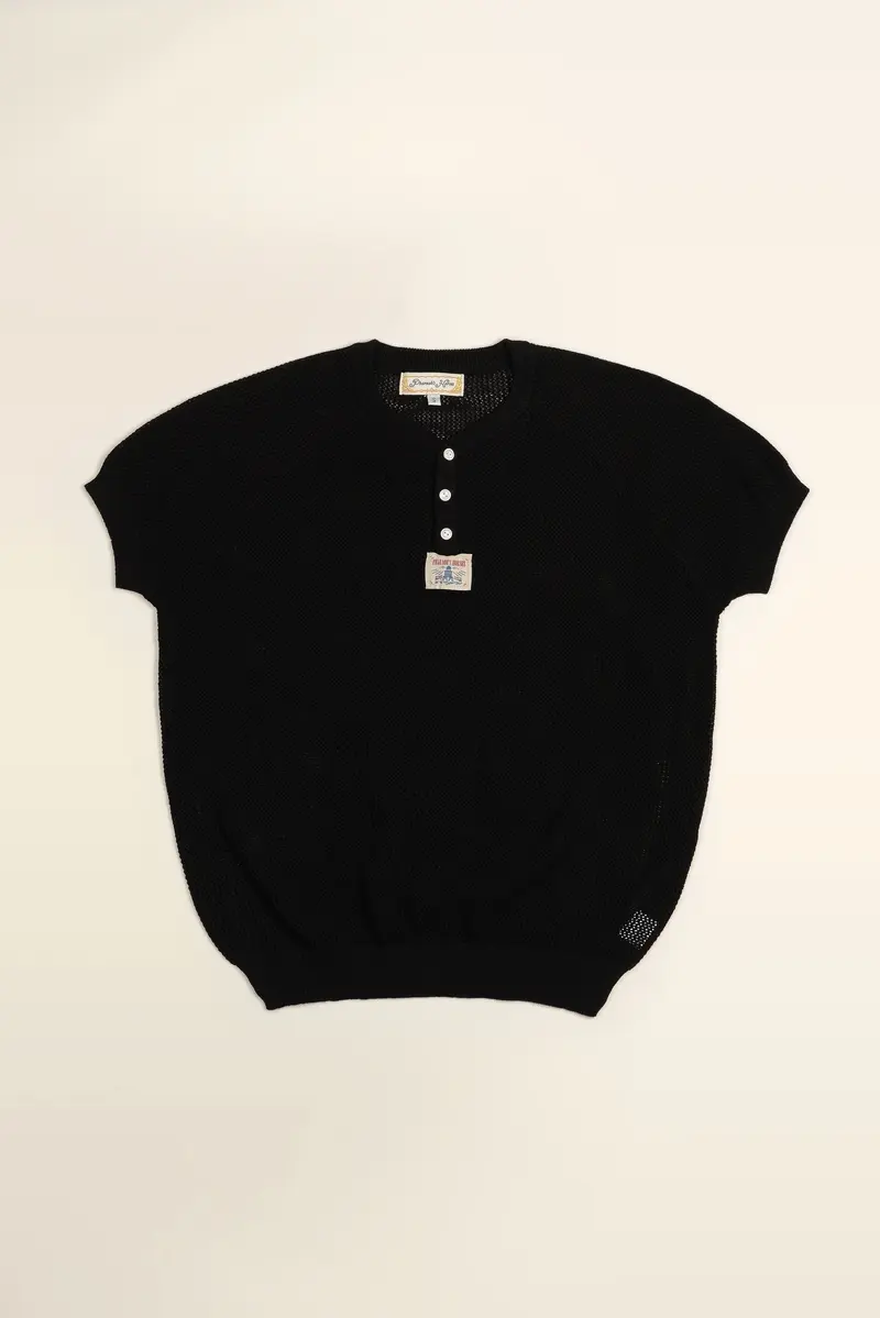 Hollow Knit Henley Tee in Black